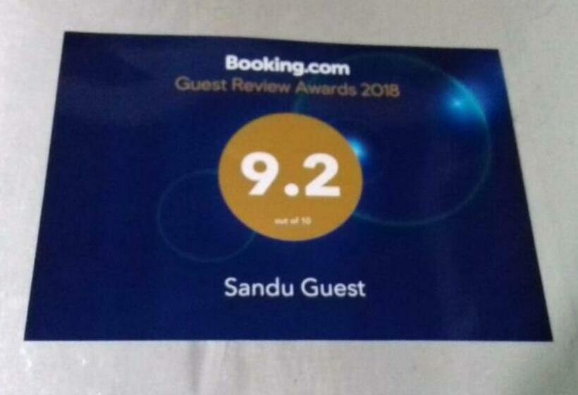 Bed and Breakfast Sandu Guest