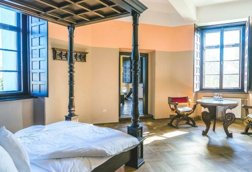 Pensão Egervári Várkastély