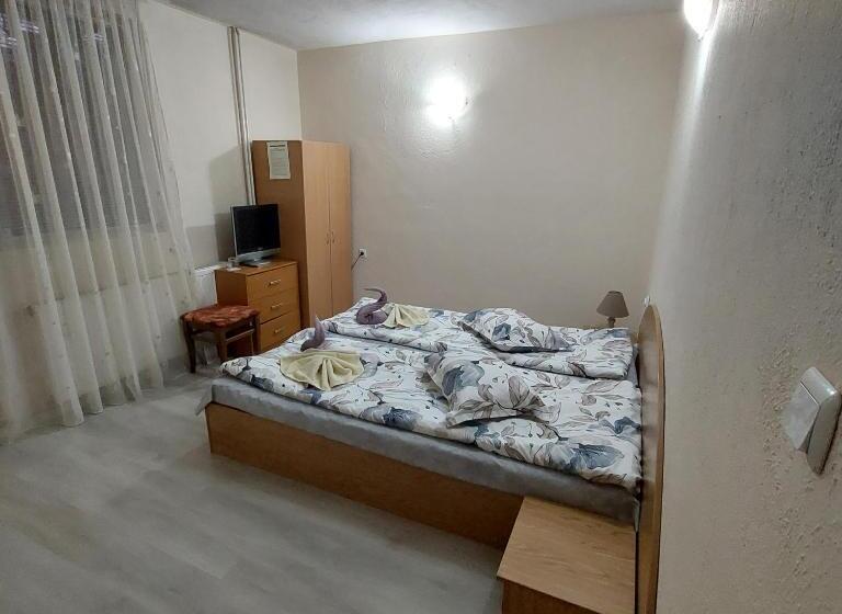 Пансион Guesthouse Pumpalovi