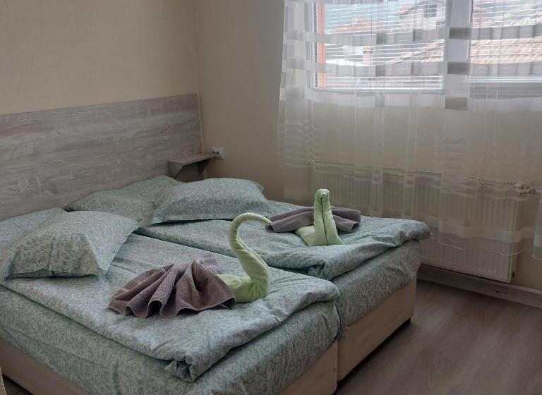 Пансион Guesthouse Pumpalovi