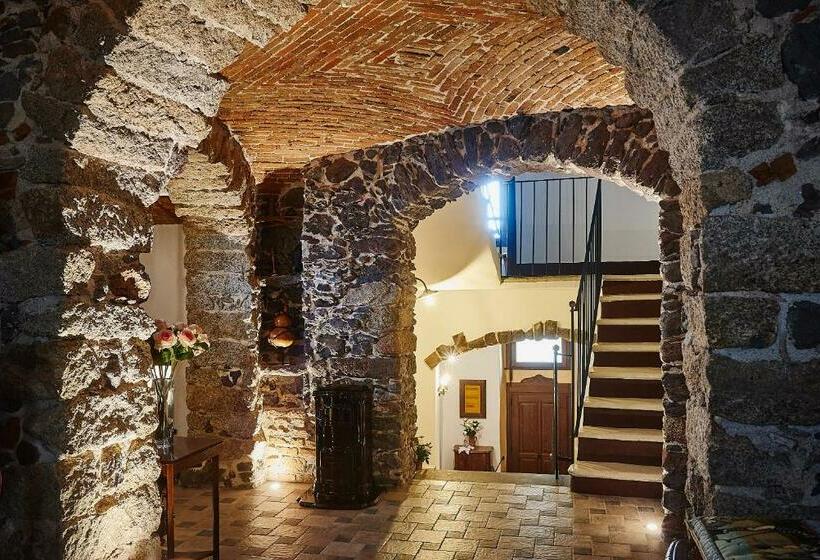 بنسيون La Casa Del Balivo