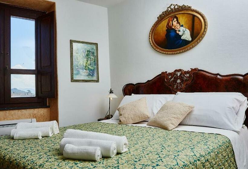 بنسيون La Casa Del Balivo