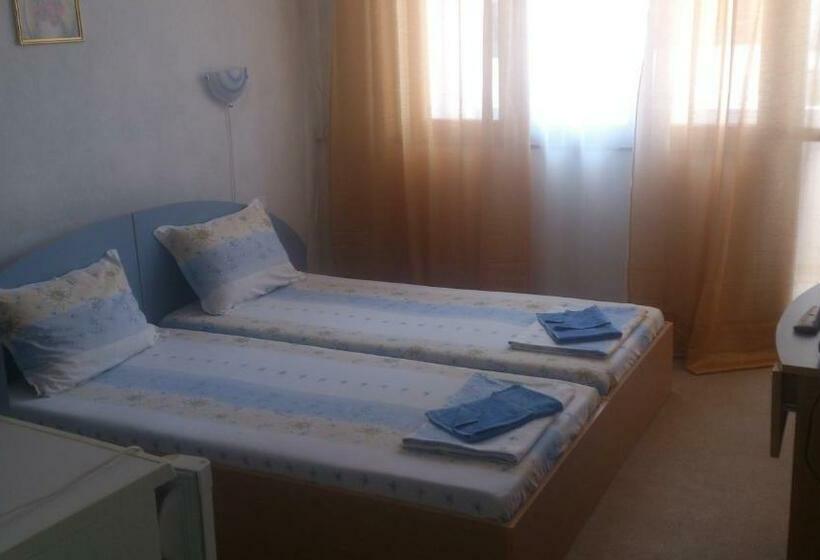 펜션 Svetla Guest House