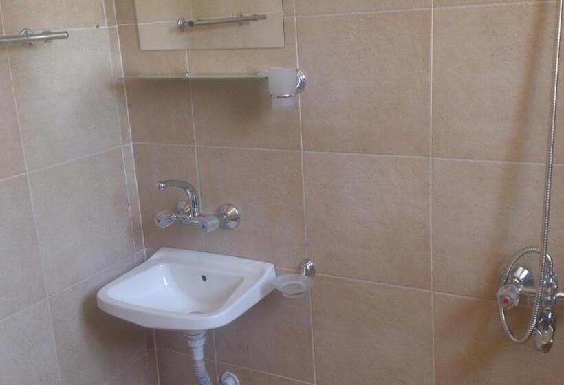 펜션 Svetla Guest House