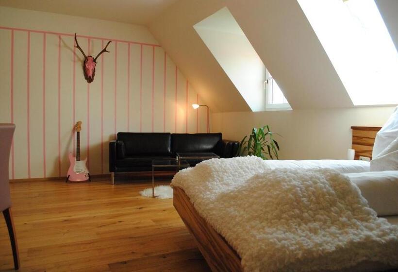 بنسيون Weingut Reiterer