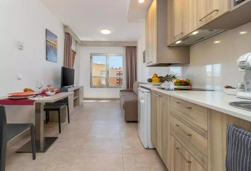 Apartamentos Marina Beach