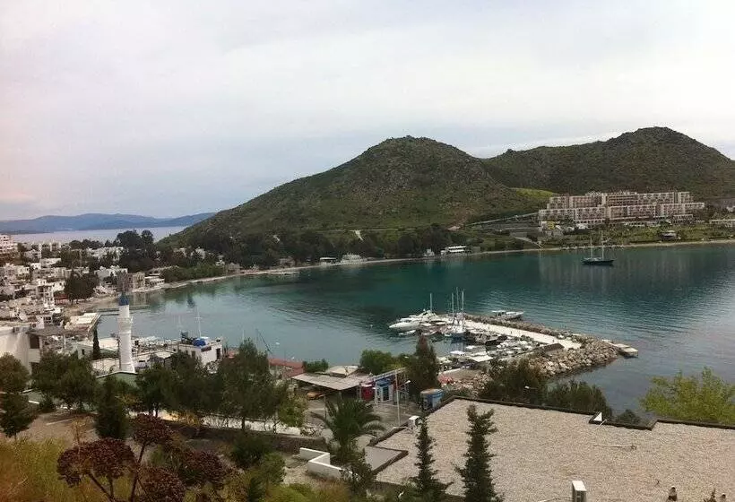 Castelino Akyarlar Butik Otel