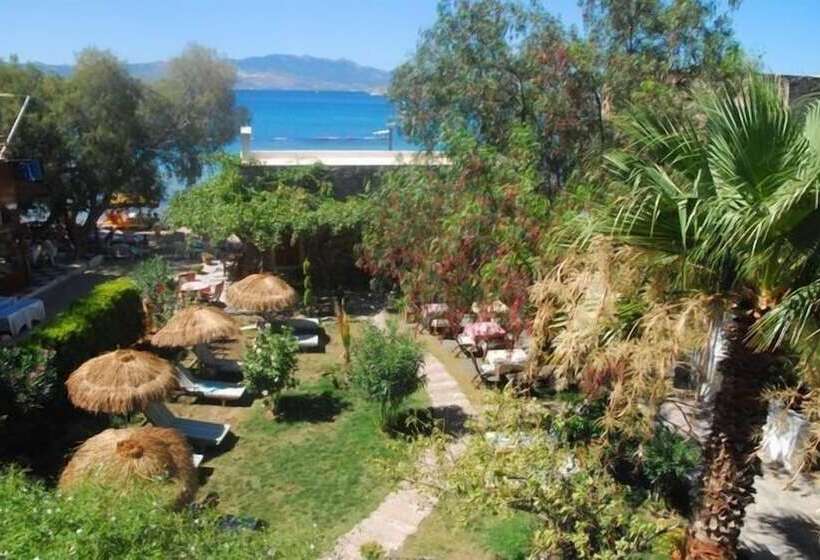 Castelino Akyarlar Butik Otel