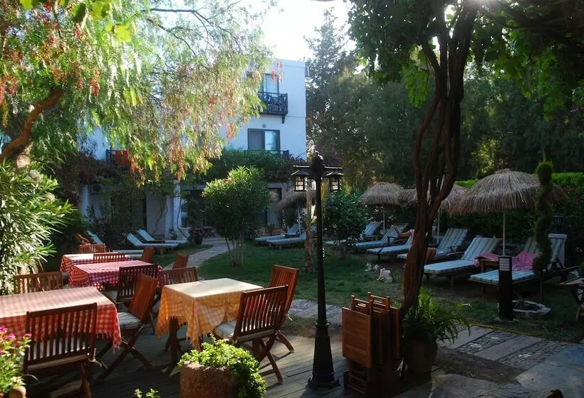 Castelino Akyarlar Butik Otel