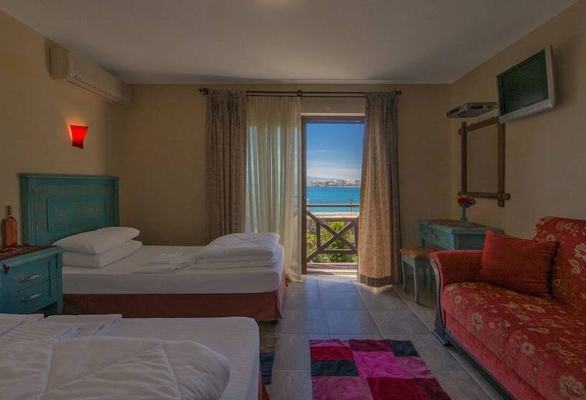 Castelino Akyarlar Butik Otel