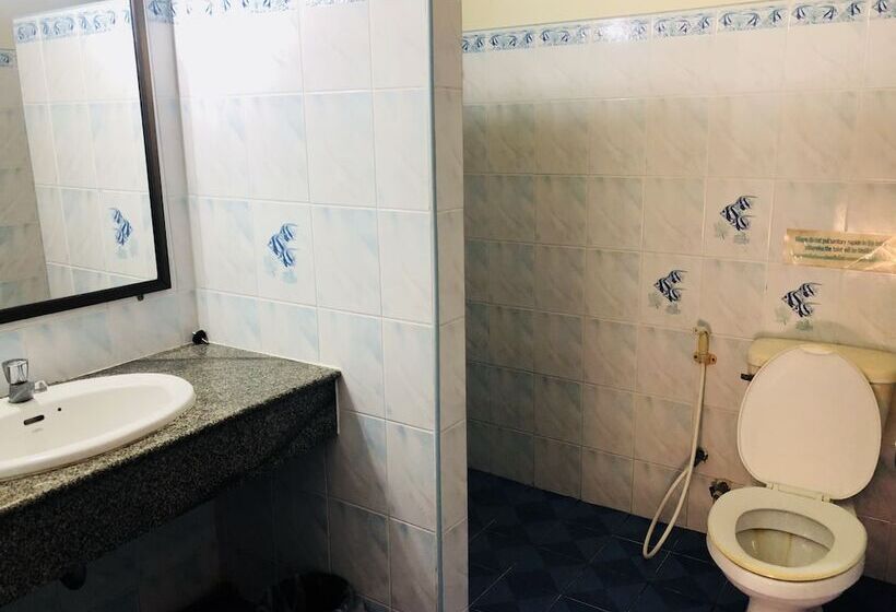 בית מלון כפרי Aonang Terrace