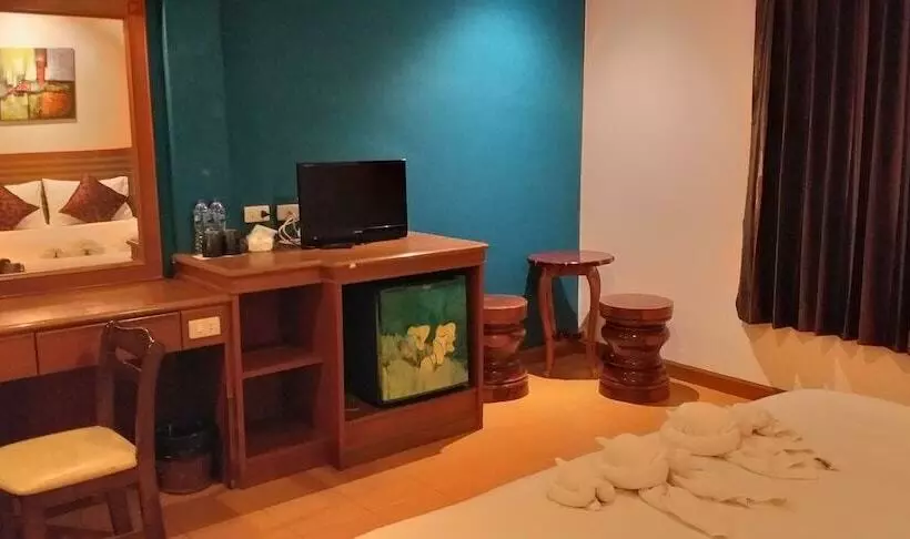 בית מלון כפרי Aonang Terrace