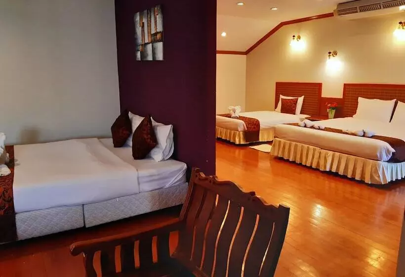 בית מלון כפרי Aonang Terrace