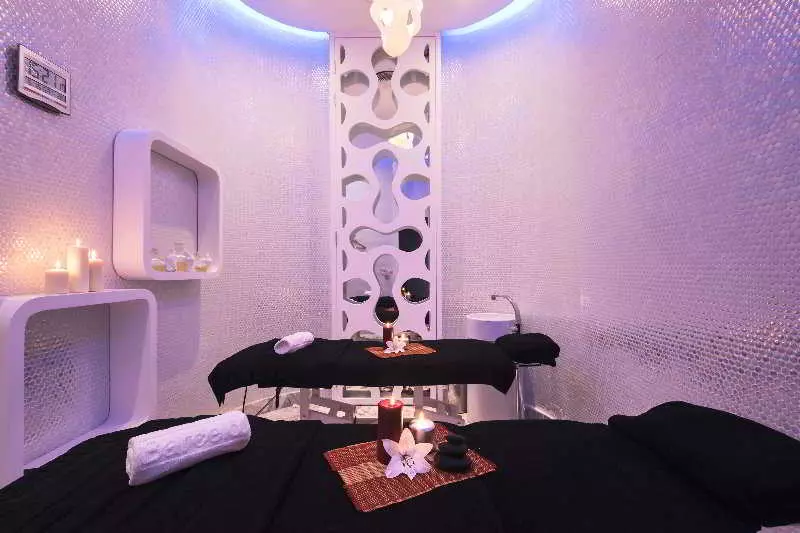 בית מלון כפרי Barceló Tiran Sharm