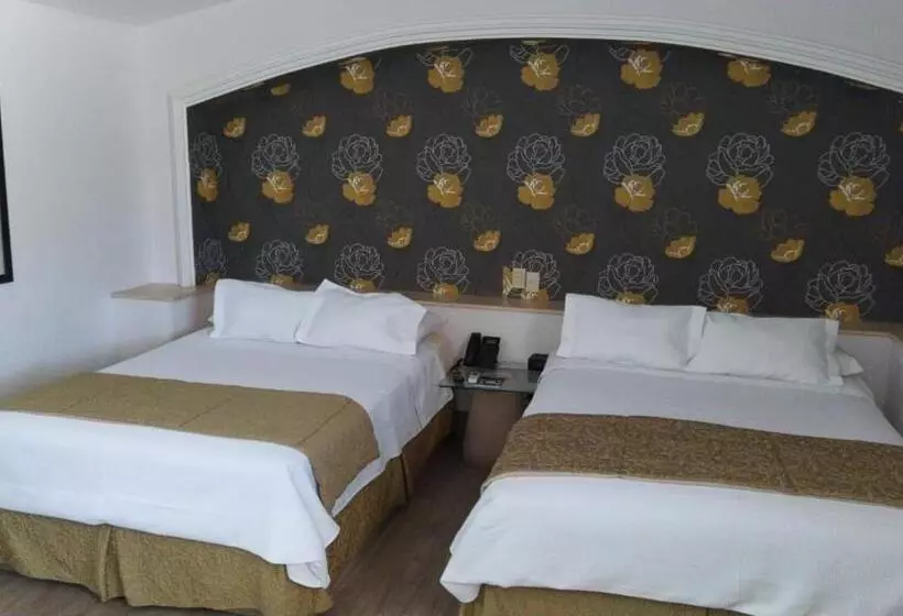 هتل Baruk Teleférico Centro Histórico