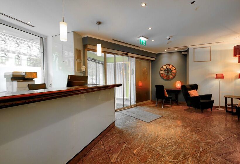 Отель Berlin Mitte By Campanile