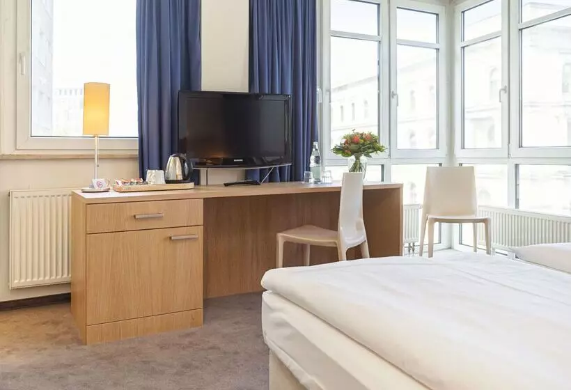 هتل Berlin Mitte By Campanile