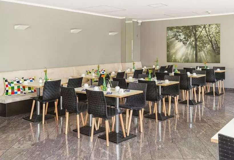 هتل Berlin Mitte By Campanile