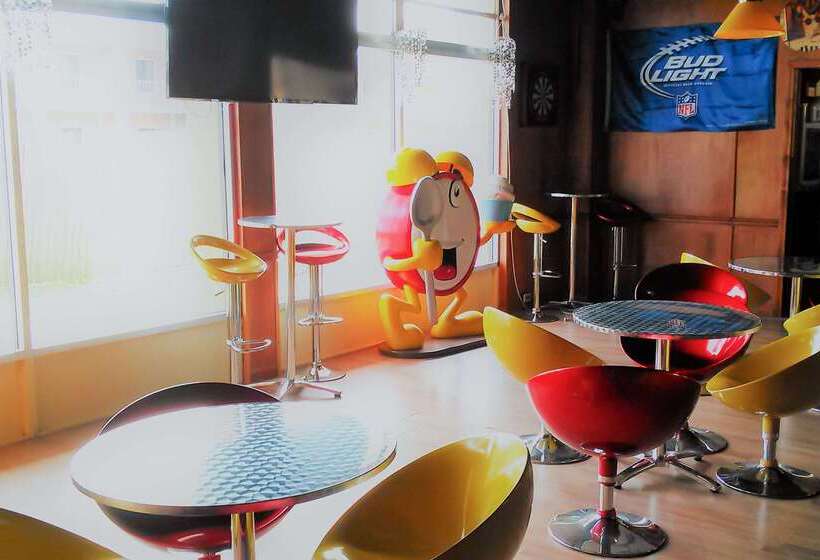 فندق Econo Lodge