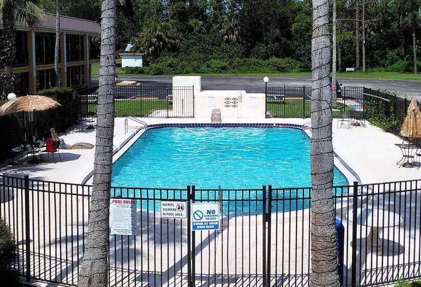 فندق Econo Lodge