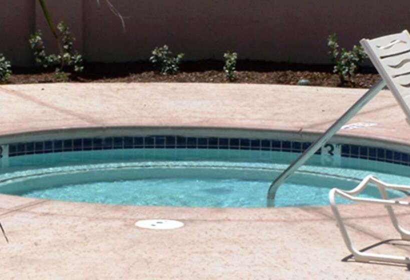 בית מלון כפרי Hampton Inn & Suites Sacramentoairportnatomas