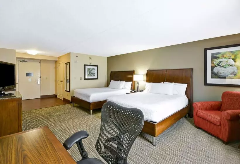 هتل Hilton Garden Inn Sarasotabradenton Airport