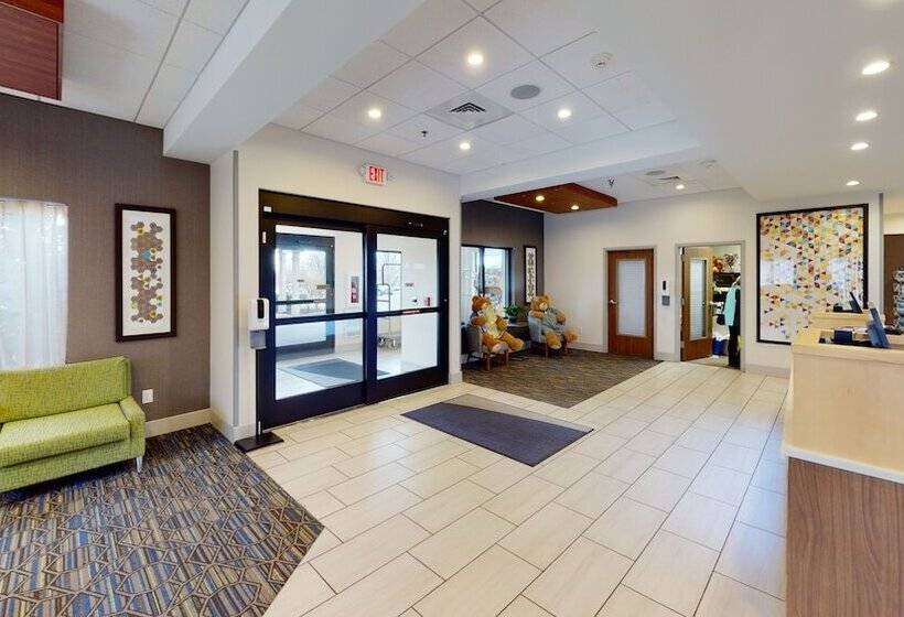 Отель Holiday Inn Express South Burlington, An Ihg