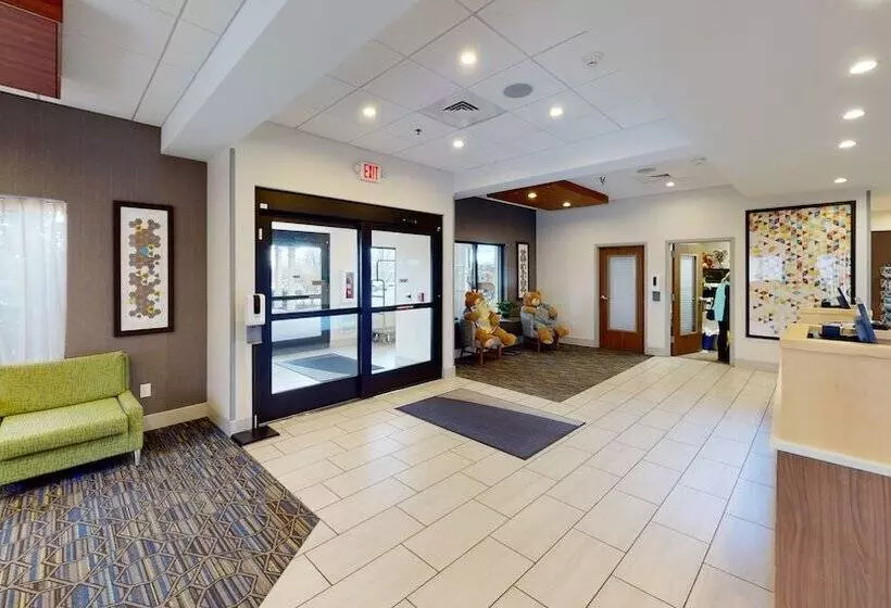 هتل Holiday Inn Express South Burlington, An Ihg