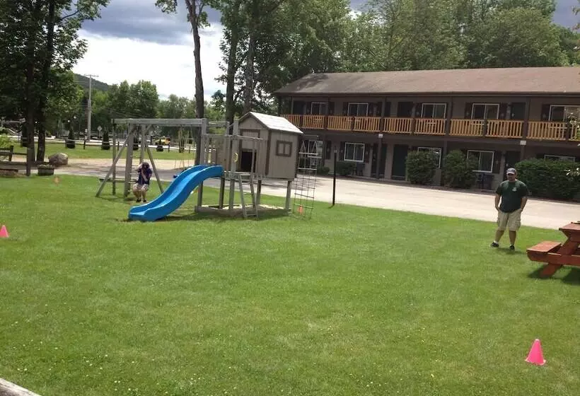 ホテル Kancamagus Lodge