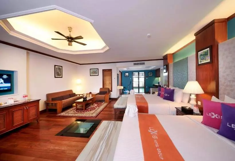 Отель Lexis Port Dickson