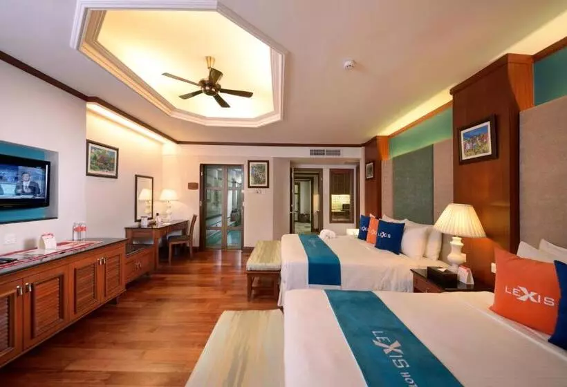 Отель Lexis Port Dickson