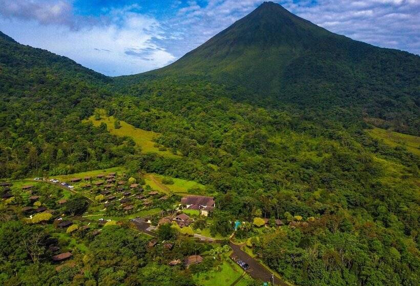 Отель Lomas Del Volcan