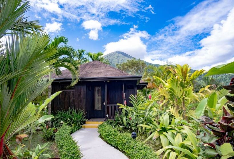 Отель Lomas Del Volcan