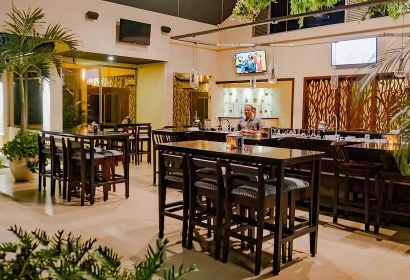 酒店 Lomas Del Volcan