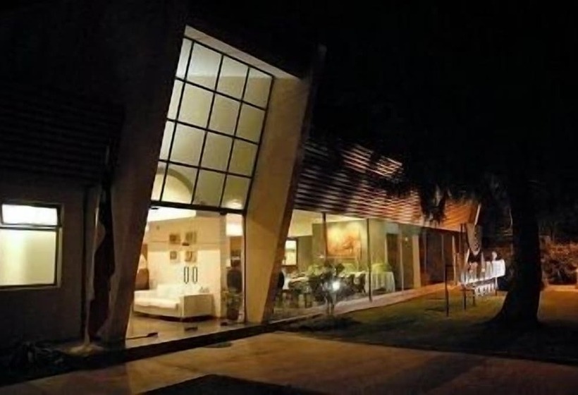 ホテル Mar Andino