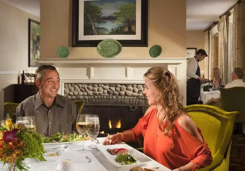 ホテル Omni Bretton Arms Inn At Mount Washington Resort