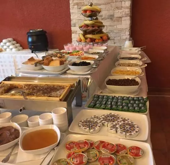 בית מלון כפרי Selena