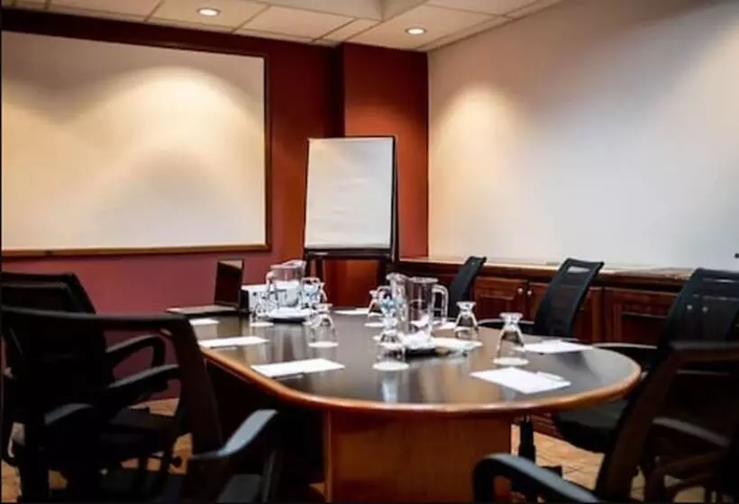 Hotel Soleil La Antigua