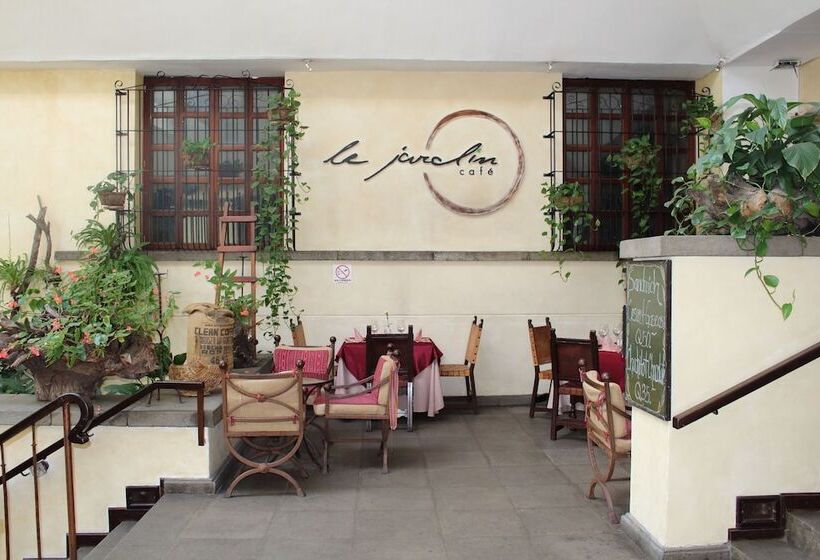 هتل Soleil La Antigua