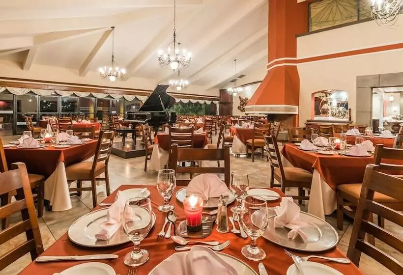 Hotel Soleil La Antigua