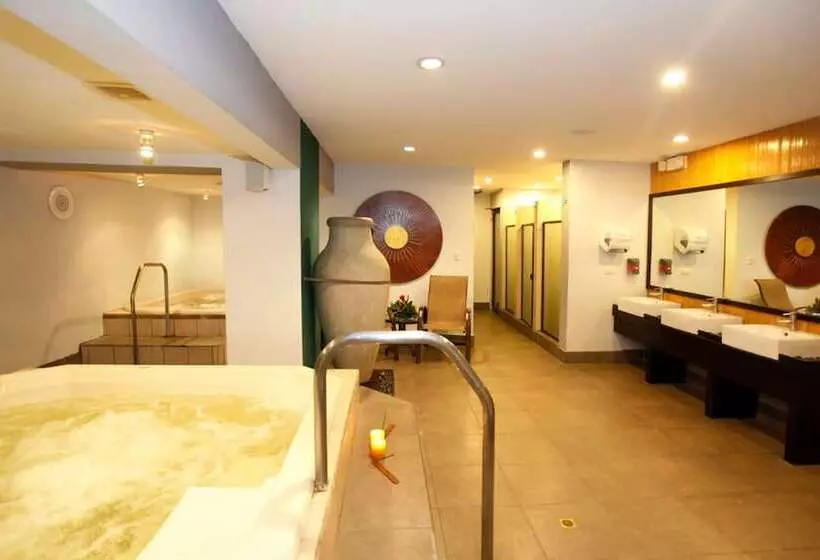 Hotel Soleil La Antigua