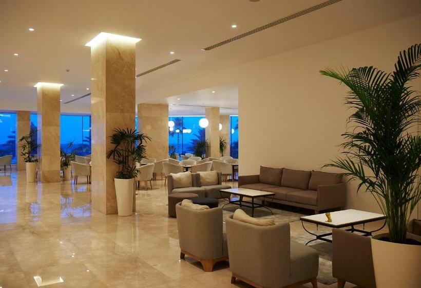 فندق Sunrise Beach