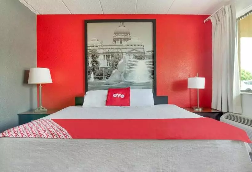 هتل Day S Inn & Suites By Wyndham Indianapolis Airport East