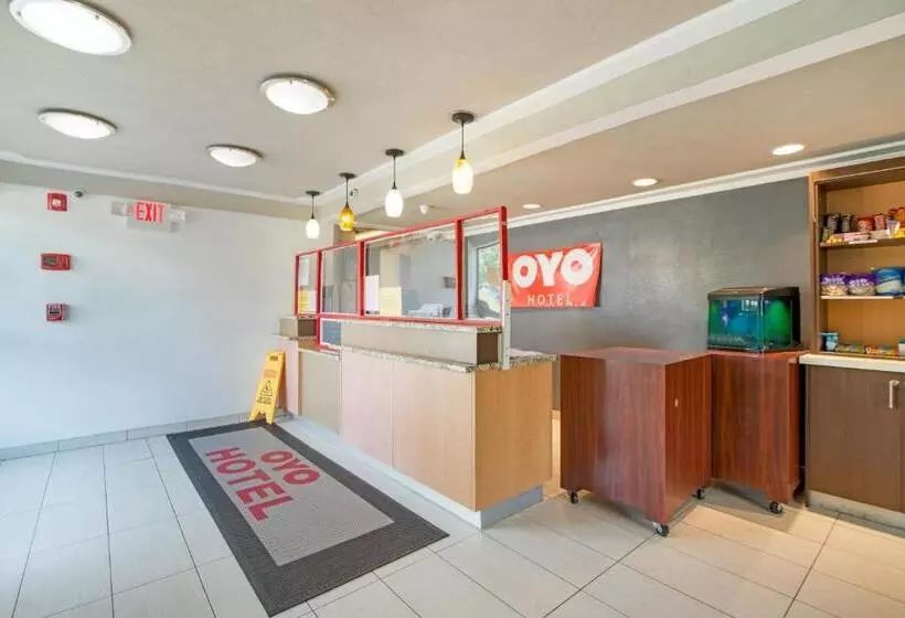 هتل Day S Inn & Suites By Wyndham Indianapolis Airport East