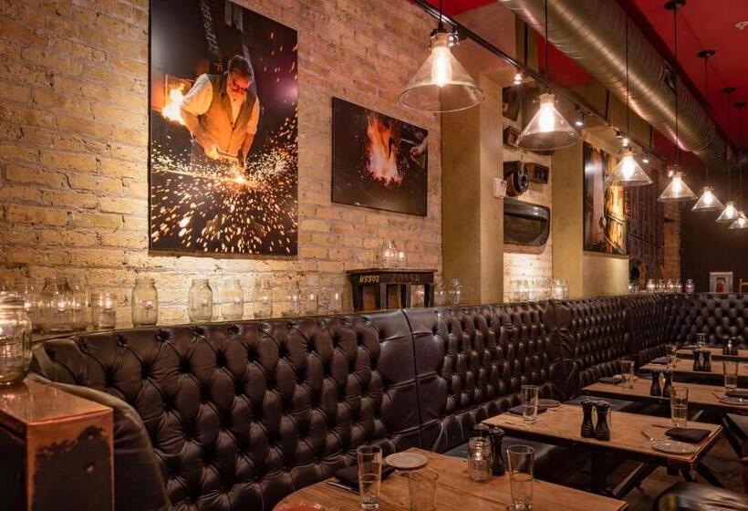 فندق The Iron Horse