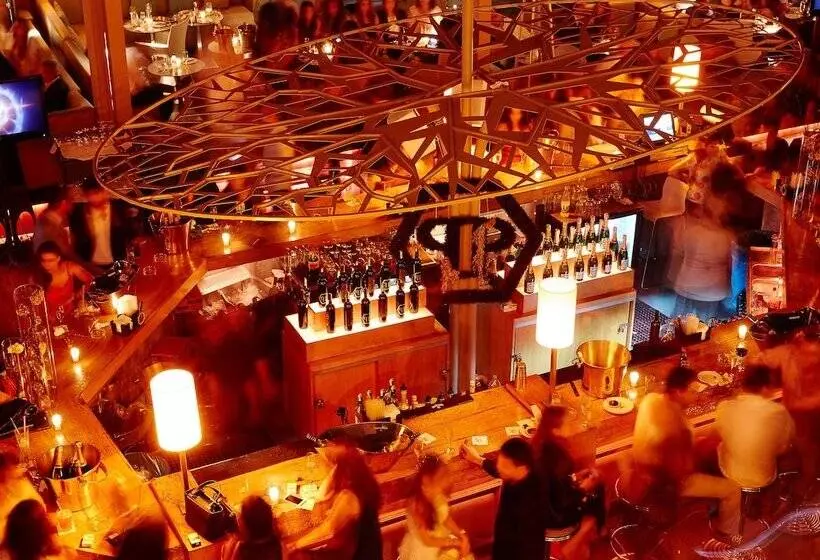 هتل Villa Blanca Urban