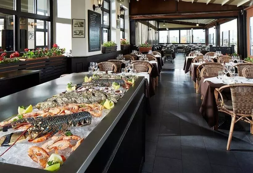 هتل Villa Blanca Urban