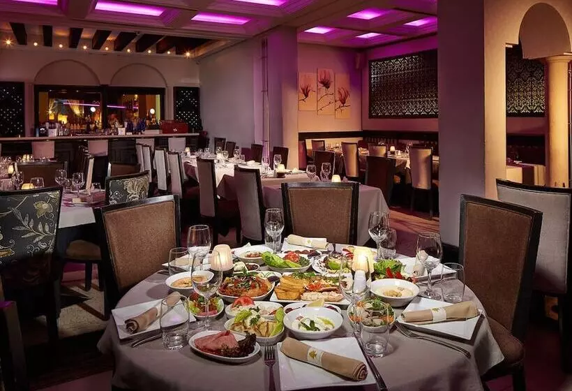 هتل Villa Blanca Urban