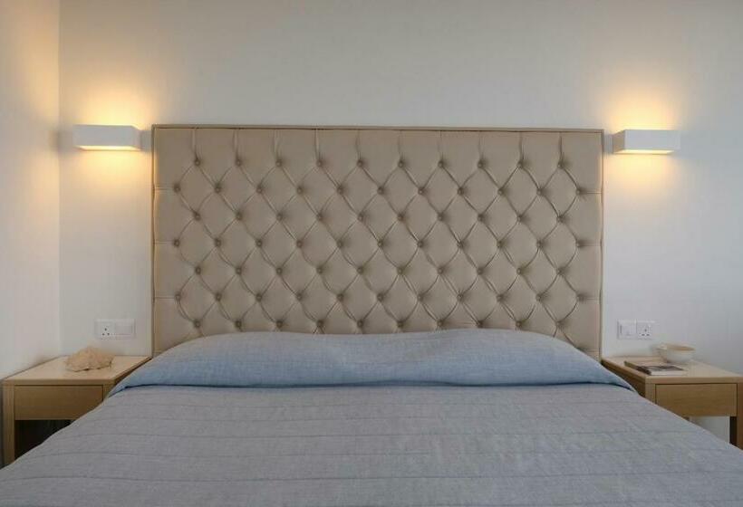 فندق Sunrise Beach