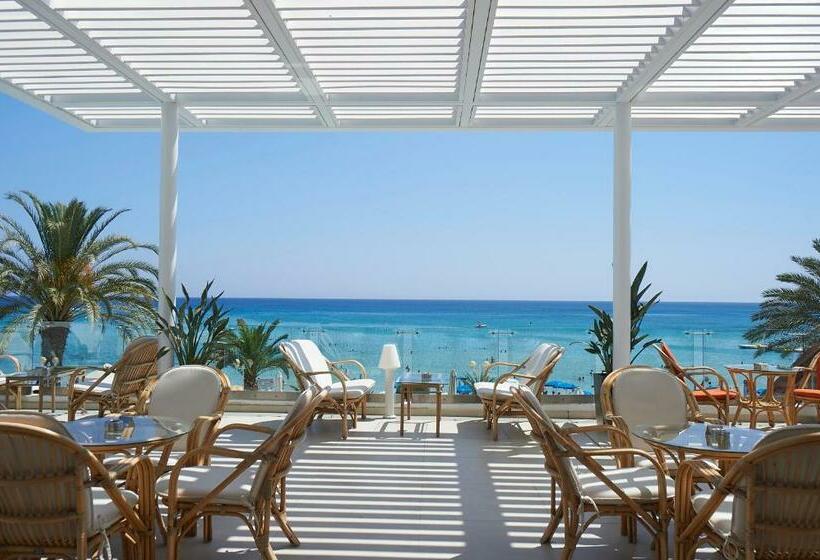 فندق Sunrise Beach